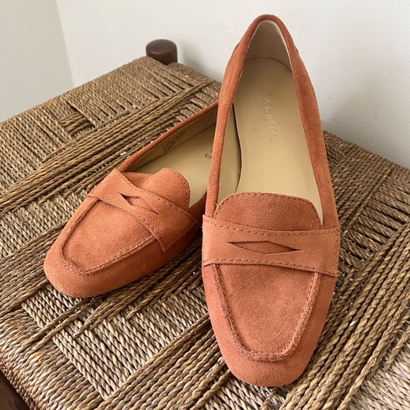 Talbots Shoes Women’s 6.5 Leather Loafers Slip On - Picture 1 of 8
